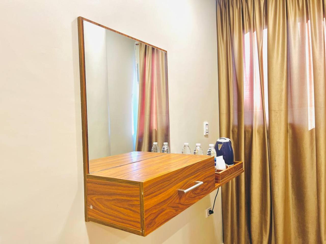 Hotel Pyramids On The Spot View Kafret el-Gabal Esterno foto